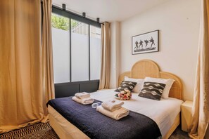 1 bedroom, iron/ironing board, free WiFi, bed sheets