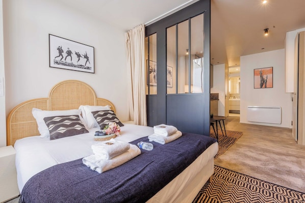 1 bedroom, iron/ironing board, free WiFi, bed sheets