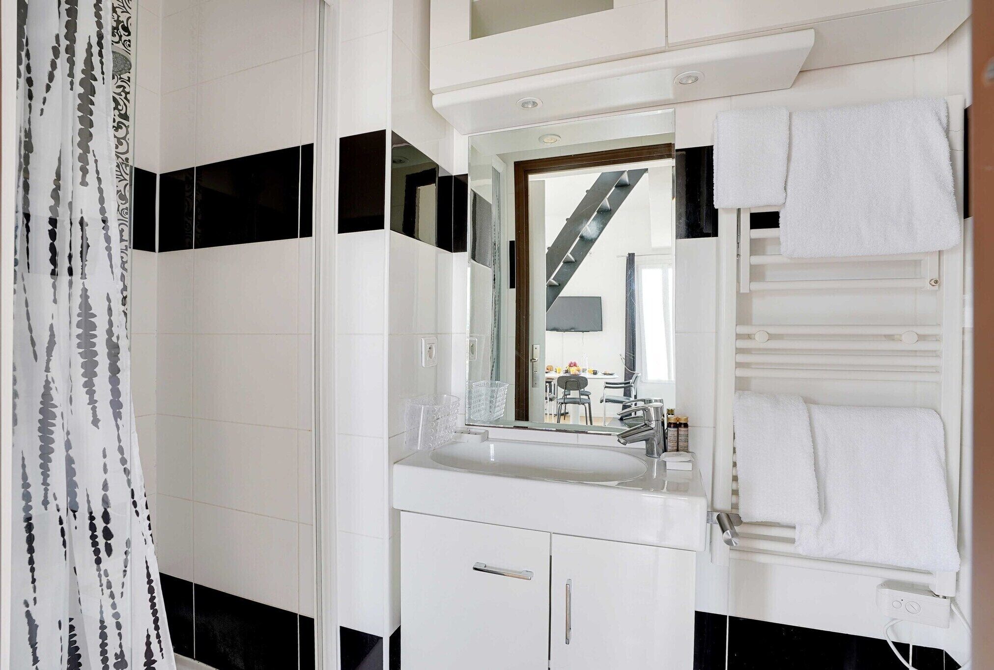 Doccia, asciugacapelli, asciugamani