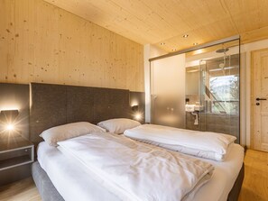 4 bedrooms, Internet