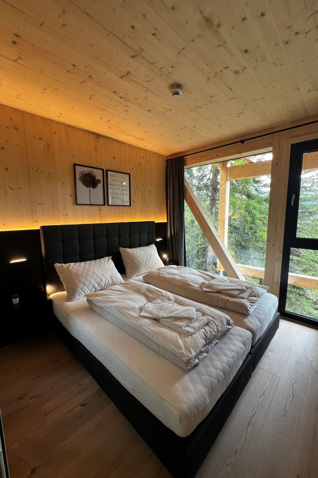 4 bedrooms, WiFi