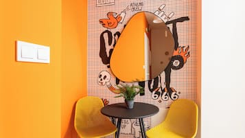 MIXT Vibe studio | In-room dining