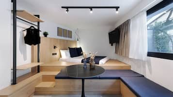 MoRe Nest | 1 bedroom, desk, laptop workspace, blackout curtains