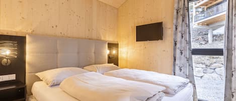 4 bedrooms, WiFi