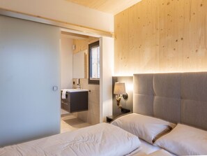 4 bedrooms, WiFi