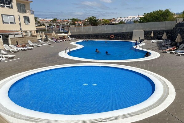 Pool - Apartment in Tenerife with Sea Views (Callao Salvaje, Adeje)