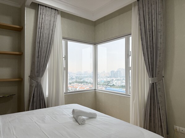 2 bedrooms, iron/ironing board, free WiFi - Siris Sunrise Residence (Ho Chi Minh City)