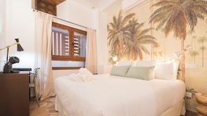 4 bedrooms, WiFi, bed sheets