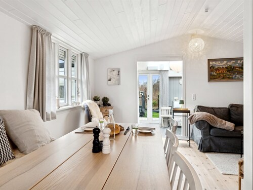 "Holmfridur" - 2km from the sea by Interhome