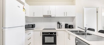 Walk to everything! Modern 2Beds Apt w/ EasyAccess