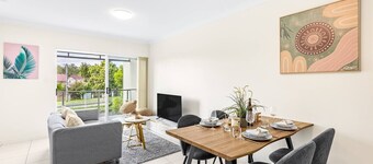 Walk to everything! Modern 2Beds Apt w/ EasyAccess