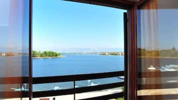 Căn hộ (One Bedroom Apartment with Balcony an) | Quang cảnh từ phòng