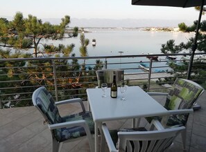 Apartment (One Bedroom Apartment with Terrace an) | Terrace/patio - Guest House Burela (Nin)