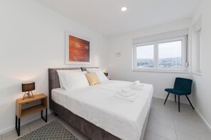 Villa (Four Bedroom Villa with Pool (Villa 1) | 8 bedrooms, cribs/infant beds - Luxury Villas Bellavista (Pag)