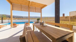 ヴィラ (Four Bedroom Villa with Pool (Villa 2) | テラス / パティオ