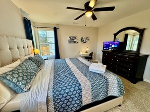 3 bedrooms, desk, iron/ironing board, free WiFi