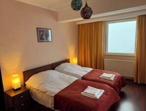 2 bedrooms, WiFi, bed sheets