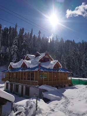 Exterior - Shiva Valley Riverside Homestay By GRB (Balichauki)