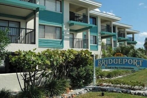 AMI Bridgeport 111 Bikini Bottom - Gulf View + Perfect Location