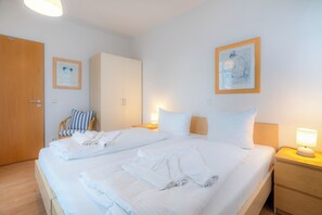 1 bedroom, iron/ironing board, bed sheets