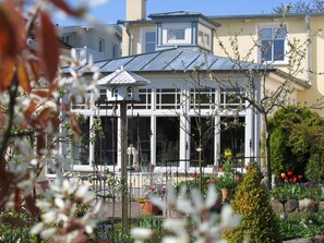 Exterior - Villa with Sonnenhof - your dream vacation in the Netzboden vacation apartment (Göhren)