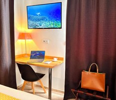 Premier Apartment | 1 bedroom, in-room safe, free WiFi