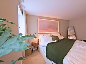 2 bedrooms, desk, iron/ironing board, WiFi - WolkenGarten - Your luxury moment with private sauna and whirlpool (Markt Erlbach)