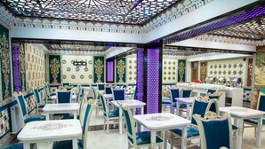 Restaurant - terrace suzangaron  (Bukhara)