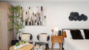 1 bedroom, desk, free WiFi