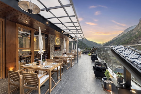 Restaurant - Echor Noah Villa Tirthan Valley (Banjar)