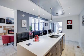 Interior - Husky Hideaway – Where Adventure Meets Luxury (Lake Harmony)