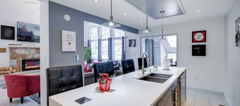 Husky Hideaway – Where Adventure Meets Luxury