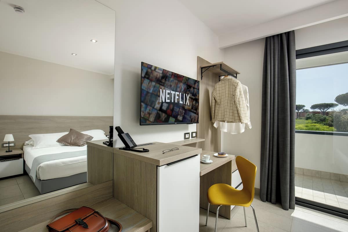 In-room safe, desk, laptop workspace, blackout drapes