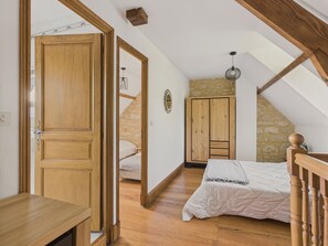 8 bedrooms - Large house for 15 with pool and tennis court (La Chapelle-Aubareil)