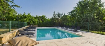 Large house for 15 with pool and tennis court