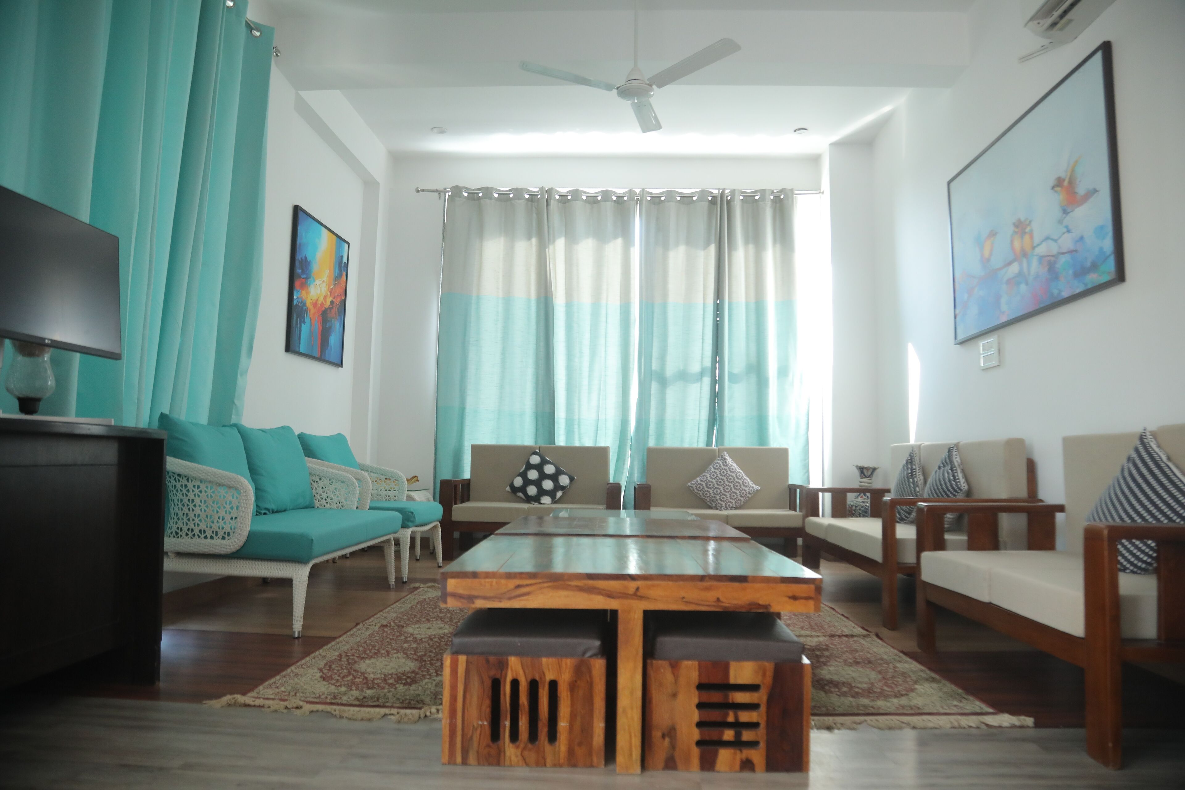 Luxury-Villa | Schreibtisch, laptopgeeigneter Arbeitsplatz, Bügeleisen/Bügelbrett