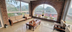 TV LCD 32 polegadas com canais a cabo