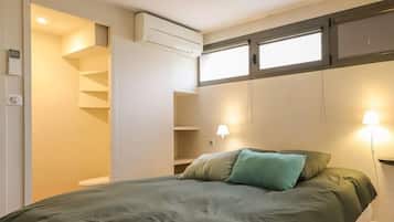 3 slaapkamers, een strijkplank/strijkijzer, wifi, beddengoed