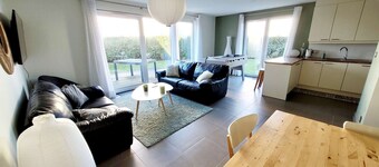 Villa moderne 3 chambres avec jardin, WiFi et parking, proche plage