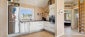 Modern holiday home from 2017, located at Lild Strand.