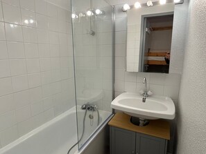 Bathroom - Studio 19m² in Samoëns, 4 people, pets allowed, parking (Samoëns)