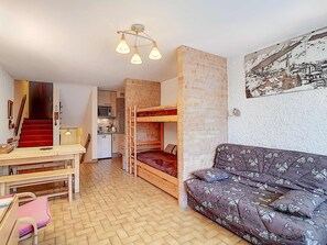 Living area - Studio La Clusaz for 4 people, Pets allowed, 32 m² (La Clusaz)