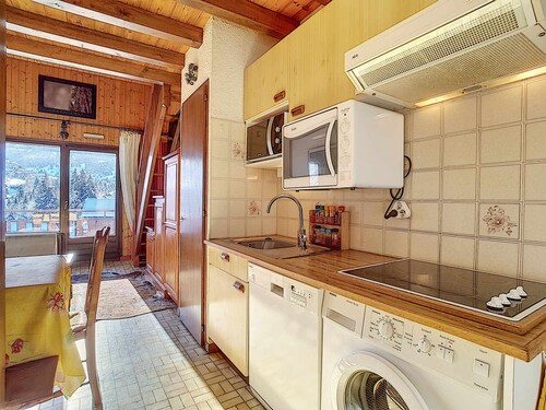 Cozy duplex in La Clusaz, 6 people, with balcony, wifi and parking