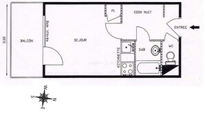 A floor plan with a balcony, a kitchen, a WC, and a coin storage area.
