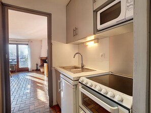 Kühlschrank, Geschirrspüler