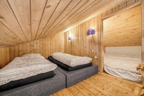 3 bedrooms, WiFi