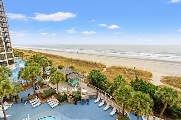Terrace/patio - Oceanfront Condo with Pool and Lazy River (North Myrtle Beach)