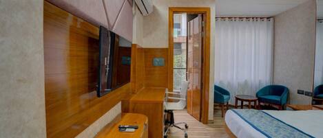 Ropa de cama de alta calidad y escritorio