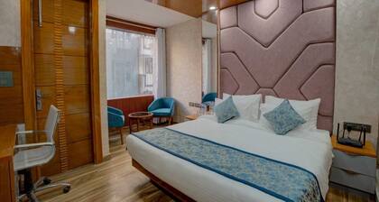 Platinum Service Apartment DLF Cyberhub