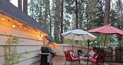 Charming Cabin-Easy Access to Skiing-Walk to Beach